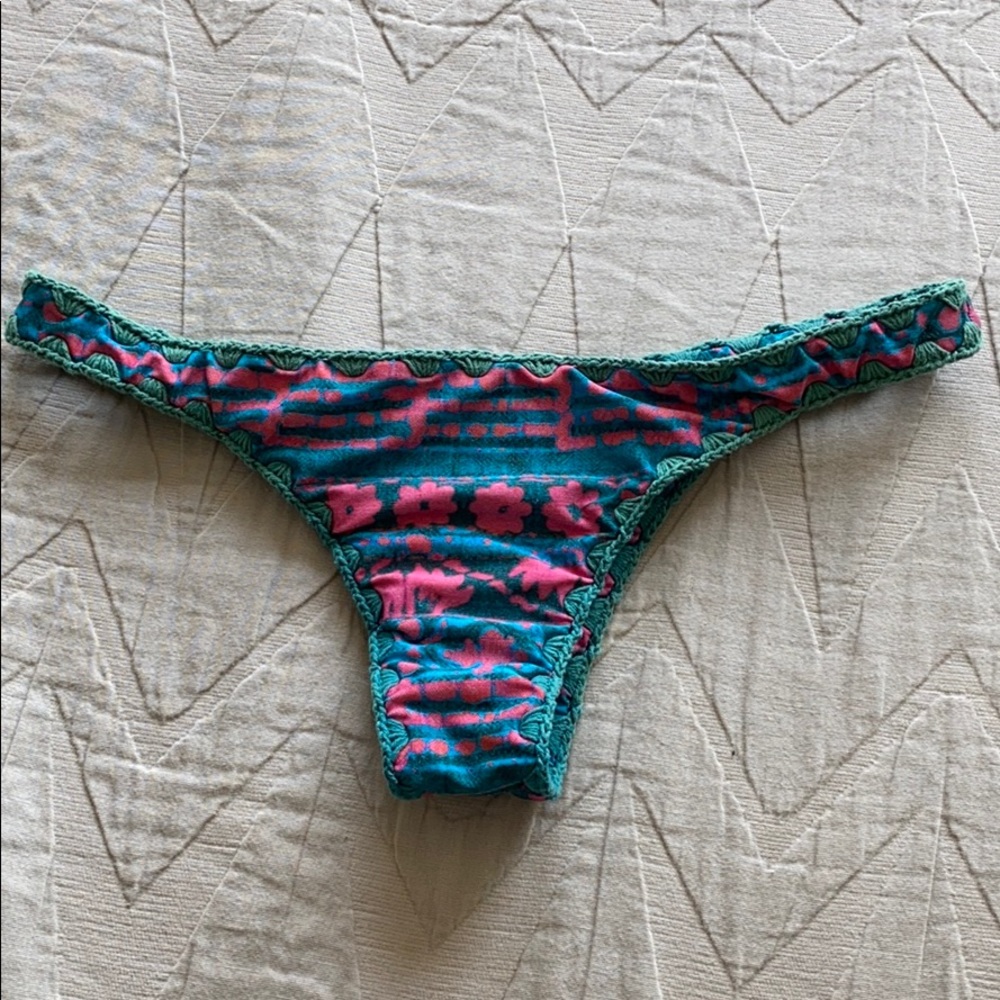 Posh Pua bottoms